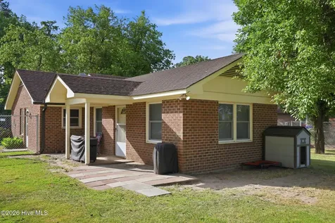 116 E Catawba Road Greenville NC 27834