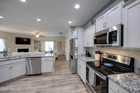 148 W Broughton Lane Rocky Point NC 28457