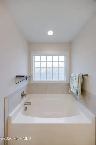 148 W Broughton Lane Rocky Point NC 28457