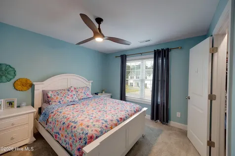 148 W Broughton Lane Rocky Point NC 28457