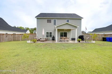 148 W Broughton Lane Rocky Point NC 28457