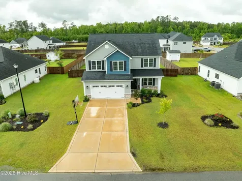 148 W Broughton Lane Rocky Point NC 28457