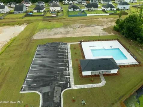148 W Broughton Lane Rocky Point NC 28457