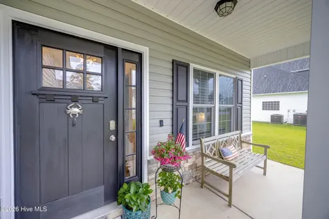 148 W Broughton Lane Rocky Point NC 28457