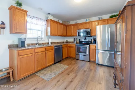 302 Providence Drive Jacksonville NC 28546