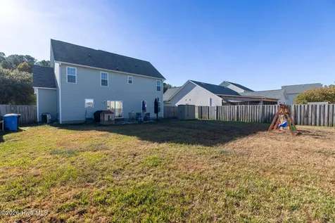 302 Providence Drive Jacksonville NC 28546