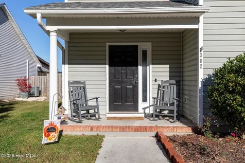 302 Providence Drive Jacksonville NC 28546