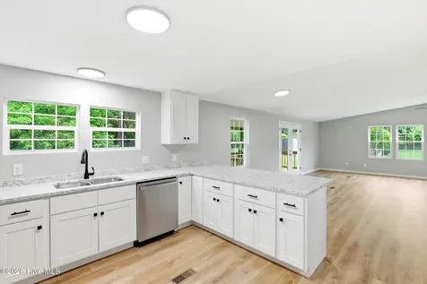 101 Hayduke Lane Rocky Point NC 28457