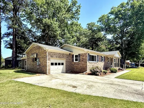 1820 Providence Road Elizabeth City NC 27909