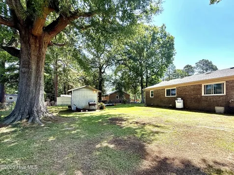 1820 Providence Road Elizabeth City NC 27909