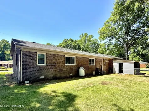 1820 Providence Road Elizabeth City NC 27909