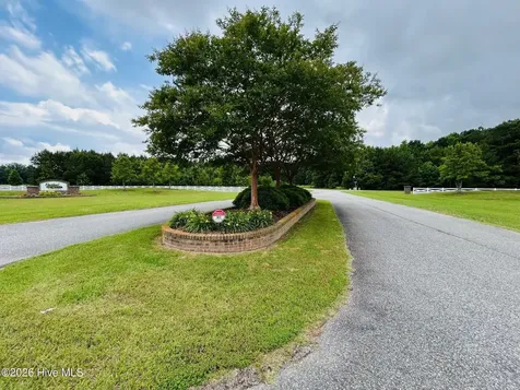 38 Calm Harbor Street Hertford NC 27944
