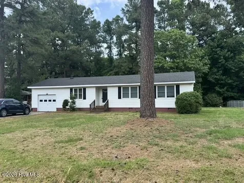 2291 Trinity Club Drive Kinston NC 28504