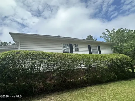 139 Broken Ridge Trail West End NC 27376