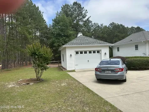 139 Broken Ridge Trail West End NC 27376