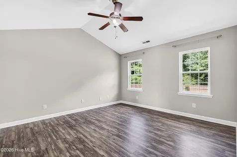 317 Reid Court N Jacksonville NC 28540