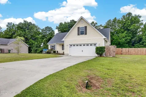 317 Reid Court N Jacksonville NC 28540