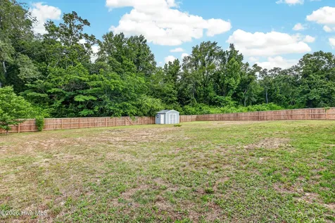 317 Reid Court N Jacksonville NC 28540
