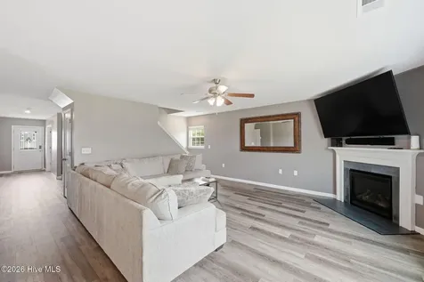 321 Ginger Drive New Bern NC 28560