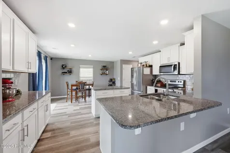 321 Ginger Drive New Bern NC 28560