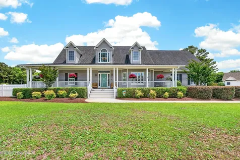 265 Yacht Club Drive Newport NC 28570