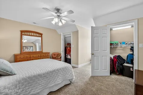 265 Yacht Club Drive Newport NC 28570