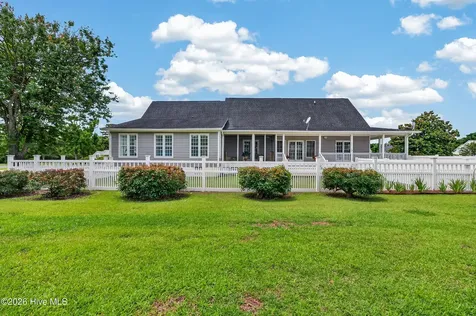 265 Yacht Club Drive Newport NC 28570
