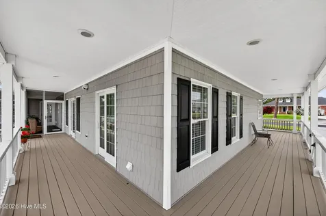 265 Yacht Club Drive Newport NC 28570