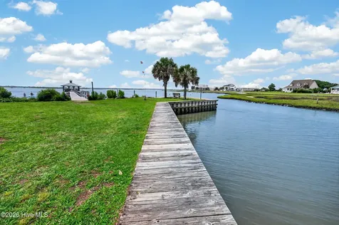 265 Yacht Club Drive Newport NC 28570