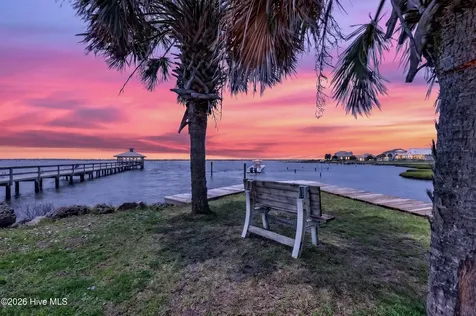265 Yacht Club Drive Newport NC 28570