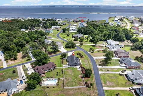 265 Yacht Club Drive Newport NC 28570