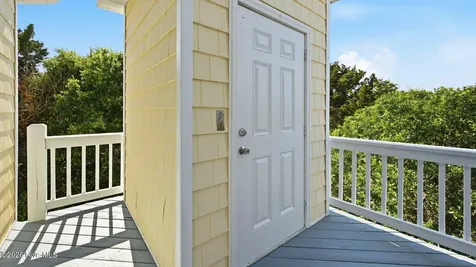 1103 Timber Trail Emerald Isle NC 28594