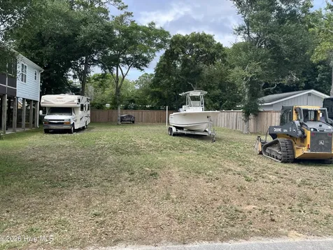 107 NE 35th Street Oak Island NC 28465