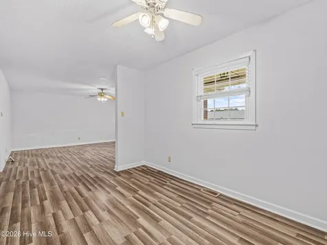 114 Country Club Road Jacksonville NC 28546