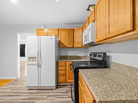 114 Country Club Road Jacksonville NC 28546