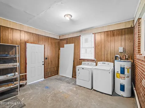 114 Country Club Road Jacksonville NC 28546