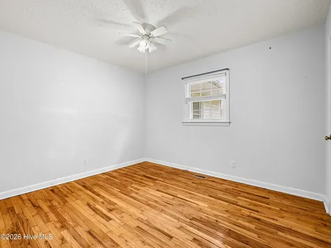 114 Country Club Road Jacksonville NC 28546