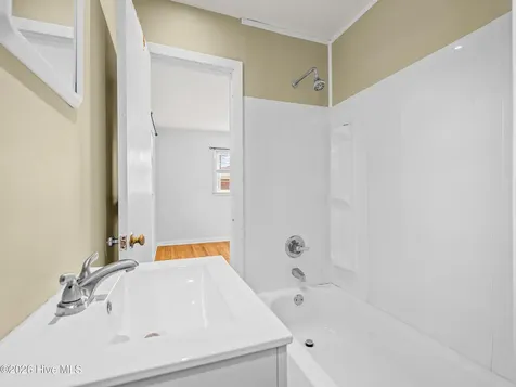 114 Country Club Road Jacksonville NC 28546