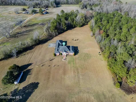 701 Best Road Whiteville NC 28472