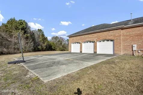 701 Best Road Whiteville NC 28472