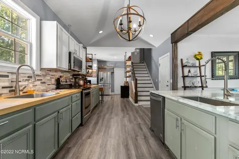 255 W Hedgelawn Way Southern Pines NC 28387