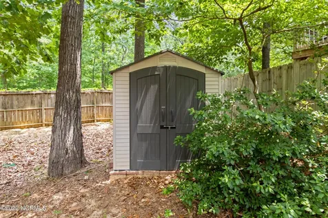 255 W Hedgelawn Way Southern Pines NC 28387