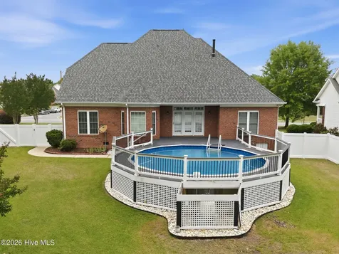 604 Stillwater Drive Winterville NC 28590
