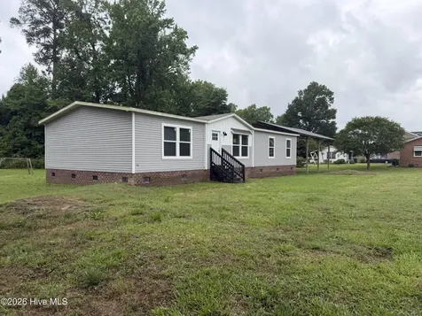 2693 Prison Camp Road Williamston NC 27892