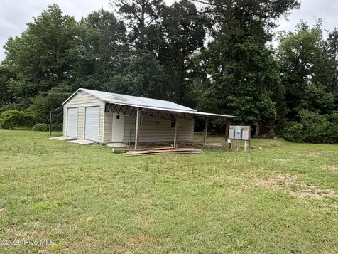 2693 Prison Camp Road Williamston NC 27892