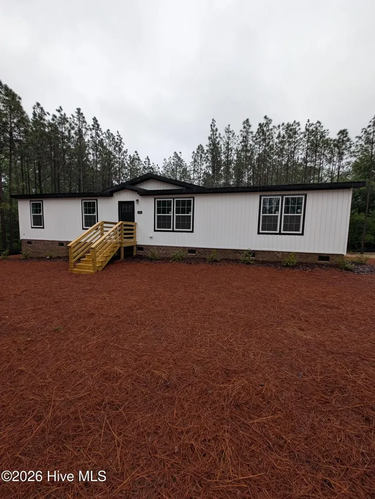 521 Veronica Way West End NC 27376