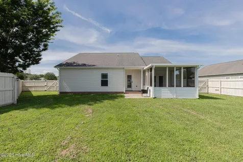 206 Low Country Lane Swansboro NC 28584
