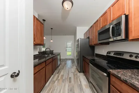 206 Low Country Lane Swansboro NC 28584