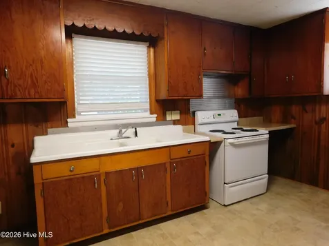 417 Fairly Street Laurinburg NC 28352