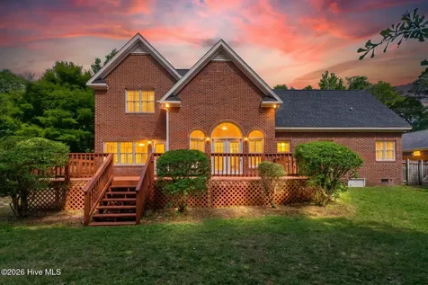 108 Francis Marion Drive Wilmington NC 28411